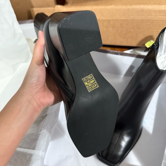 Jeffrey Campbell Sherpal Boots - Picture 7 of 7